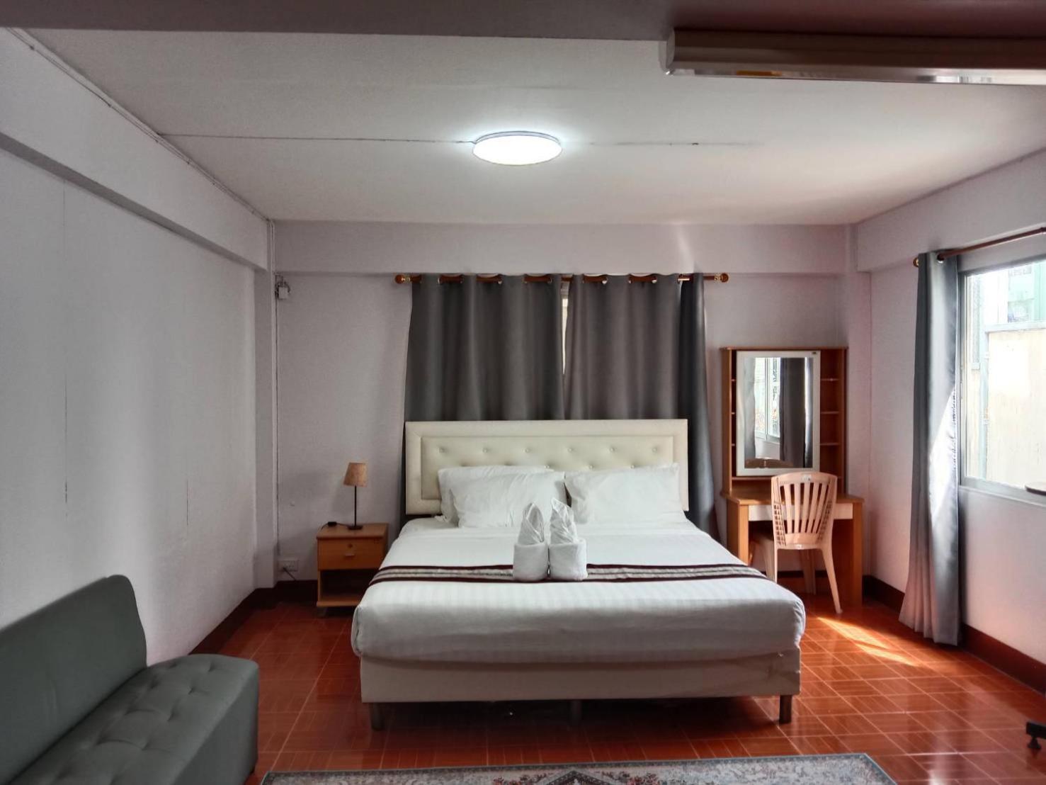 Beachfront Hotel Cha Am Cha-Am Εξωτερικό φωτογραφία