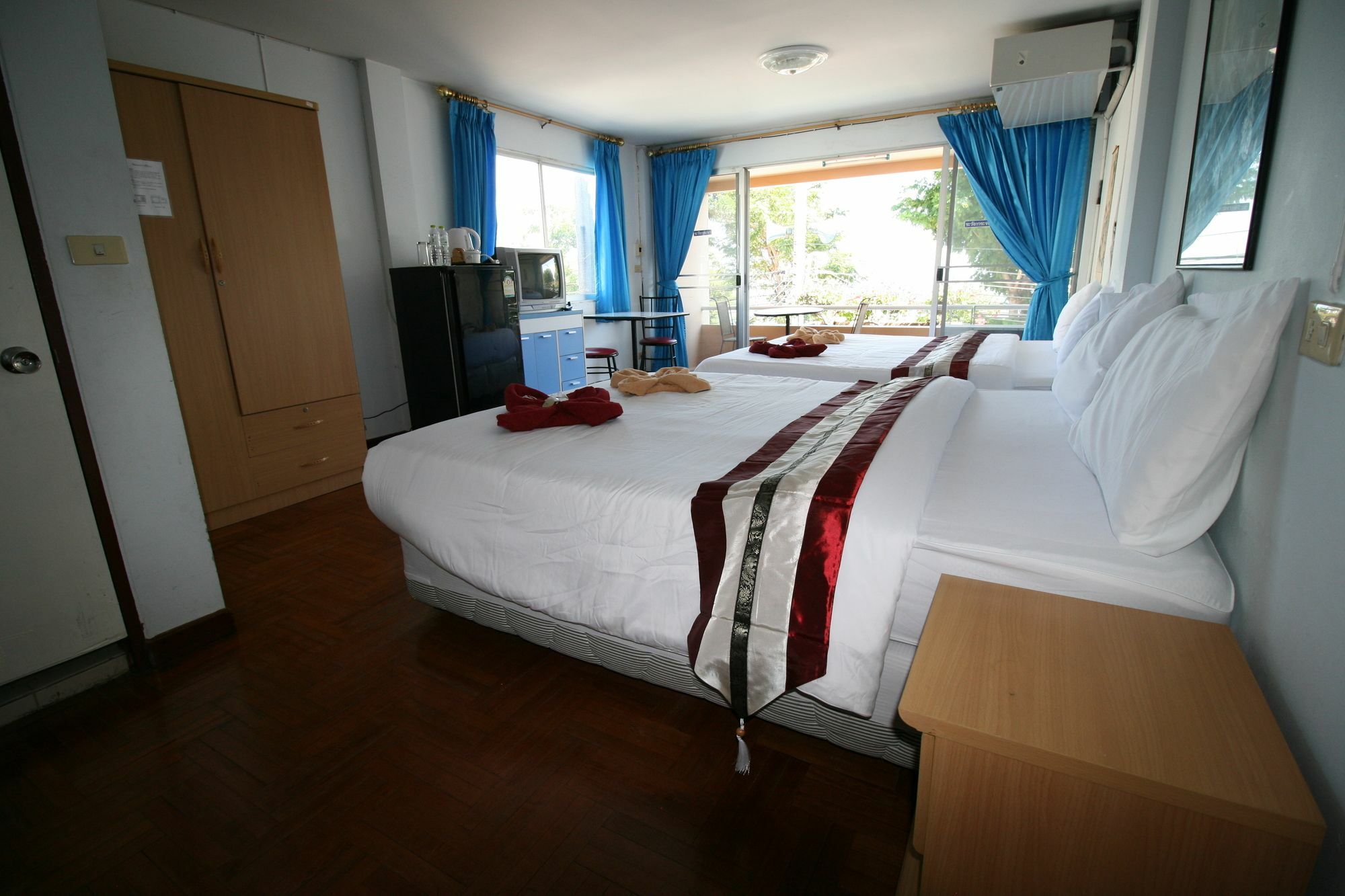 Beachfront Hotel Cha Am Cha-Am Εξωτερικό φωτογραφία