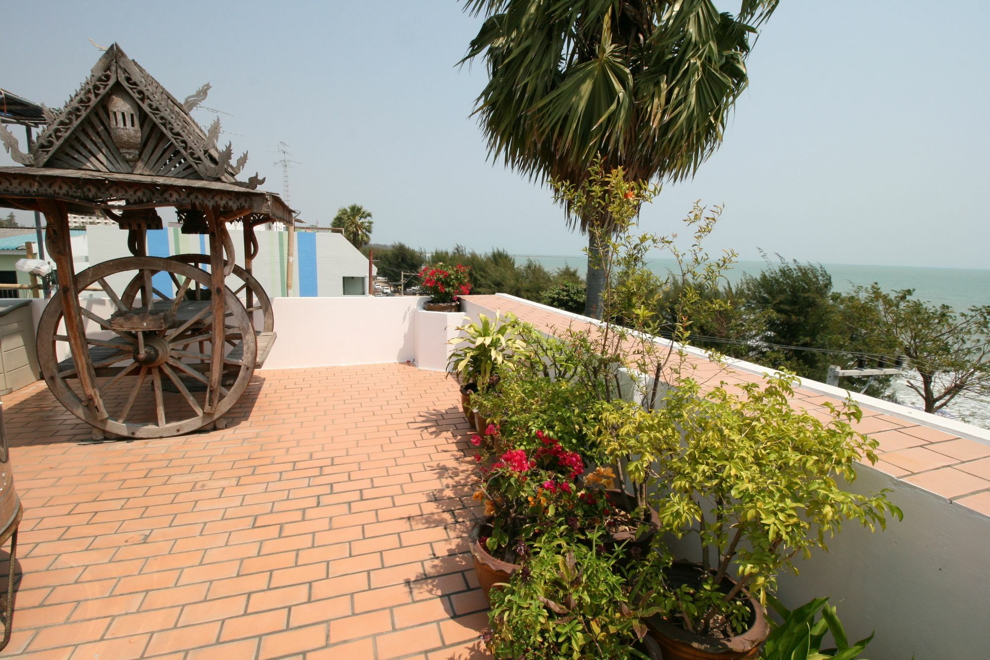 Beachfront Hotel Cha Am Cha-Am Εξωτερικό φωτογραφία